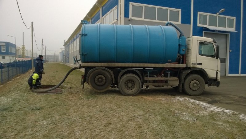 Ассенизатор Мерседес 16 м3