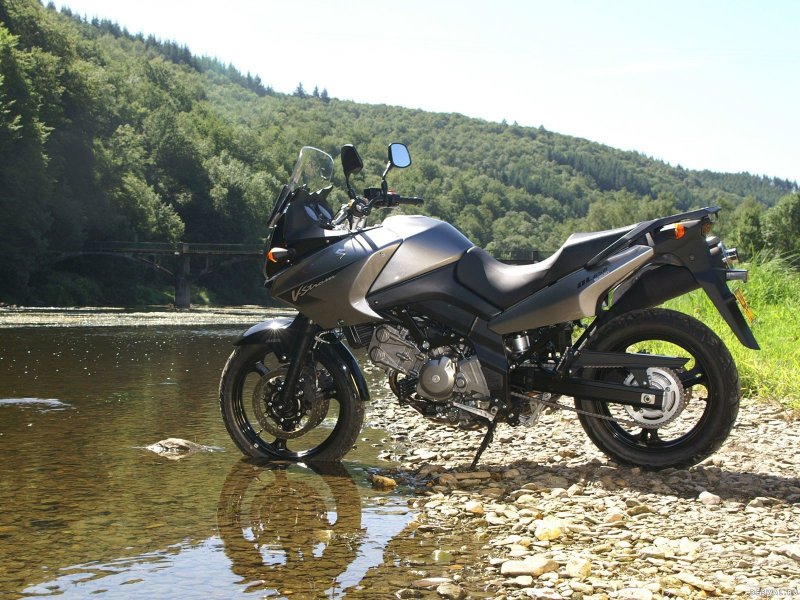 Suzuki v-Strom 650 2004