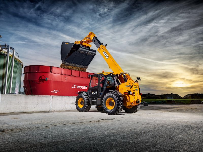 Погрузчик JCB LOADALL