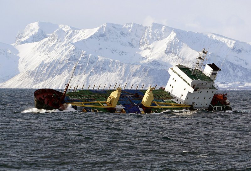 Норвежское море судно