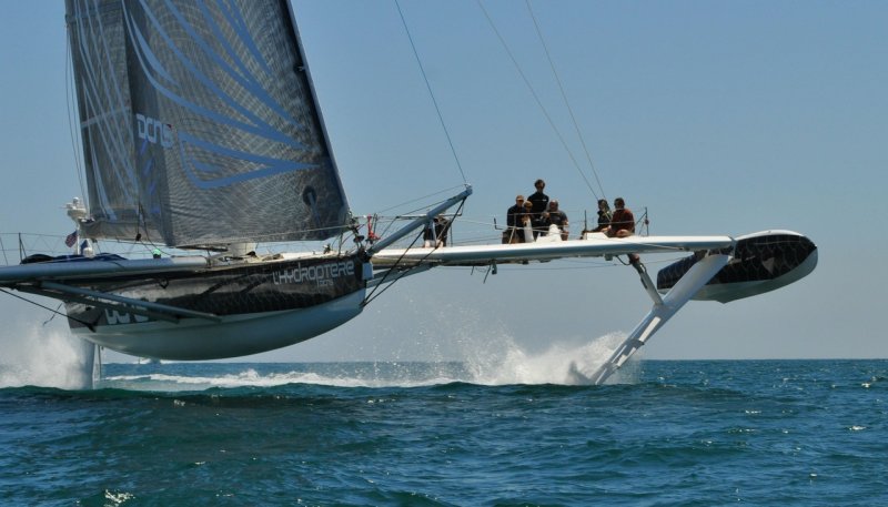 Самый быстрый парусник в мире Hydroptere