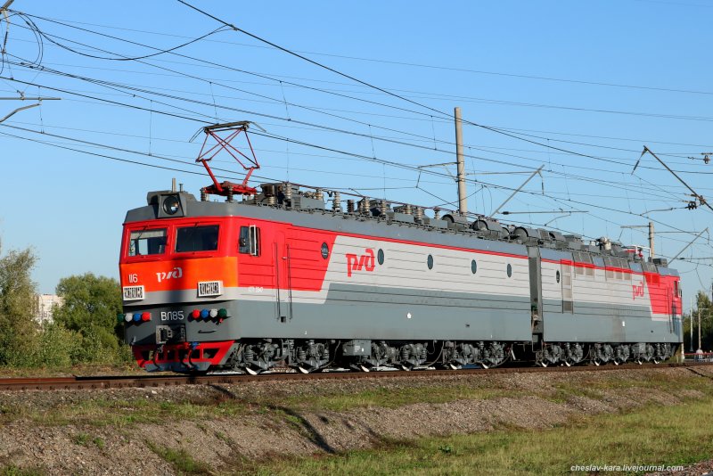 Локомотив вл 85