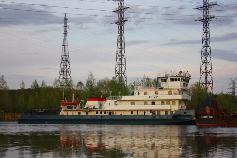 Буксир толкач от 4000