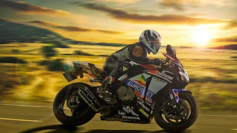 Honda CBR 600 RR TT man