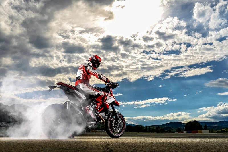 Ducati Hypermotard 2015