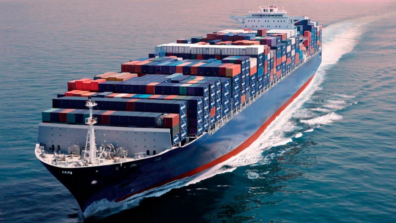 Контейнеровоз 10000 teu