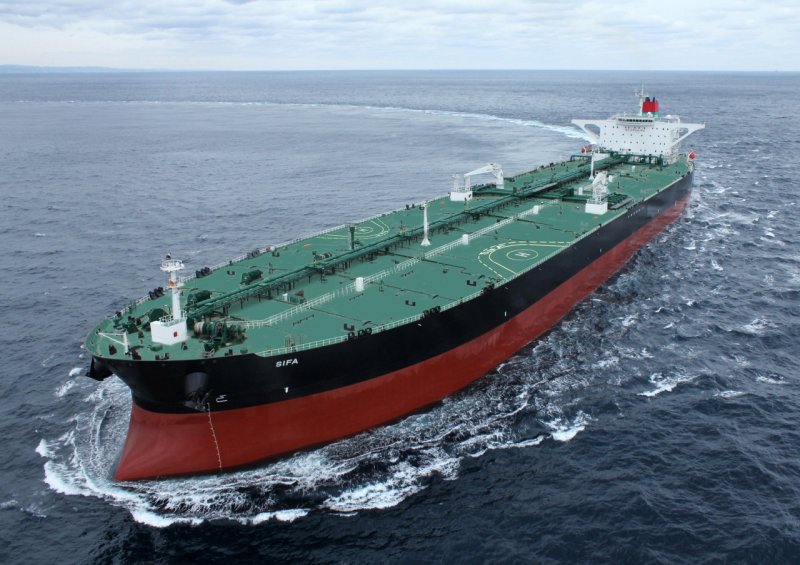 VLCC (very large crude Carrier)