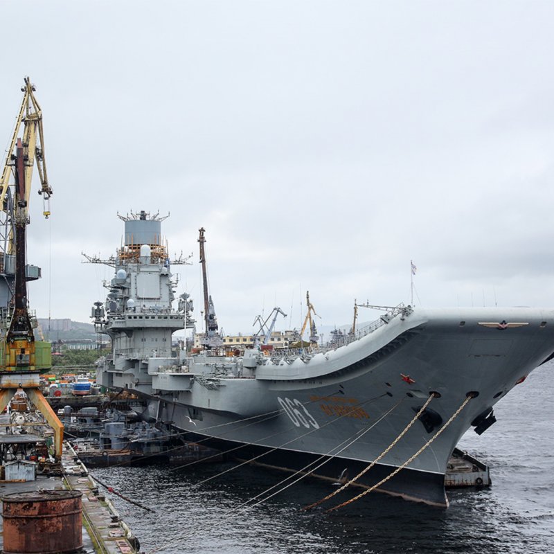 Кузнецов авианосец Мурманск
