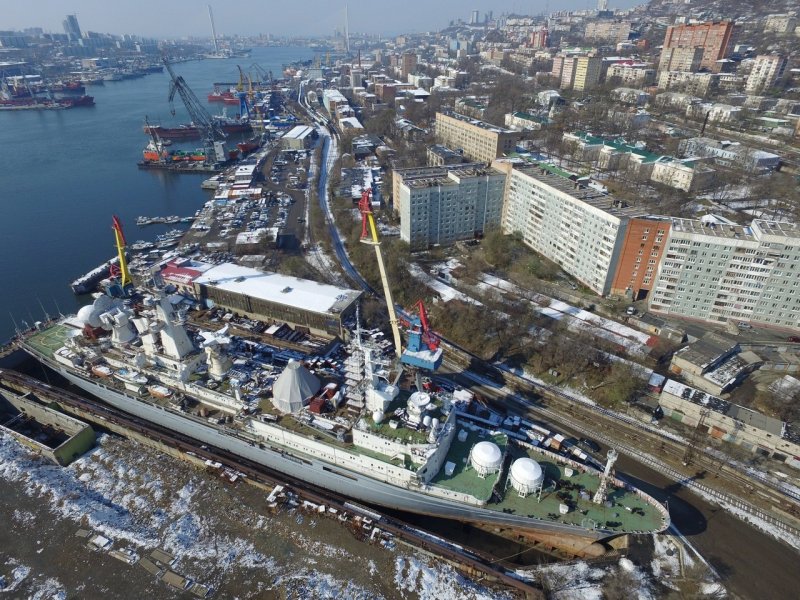 Корабль Маршал Крылов во Владивостоке