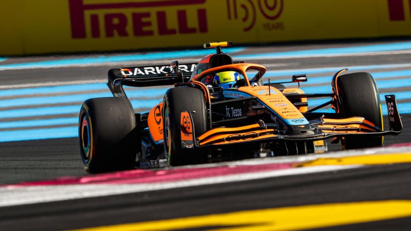 Болид f1 кабина