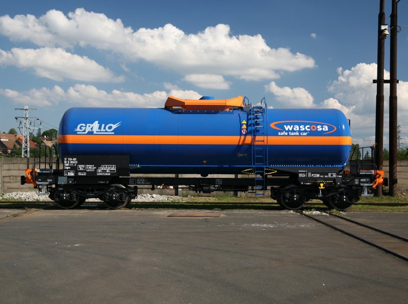 Rail Oil