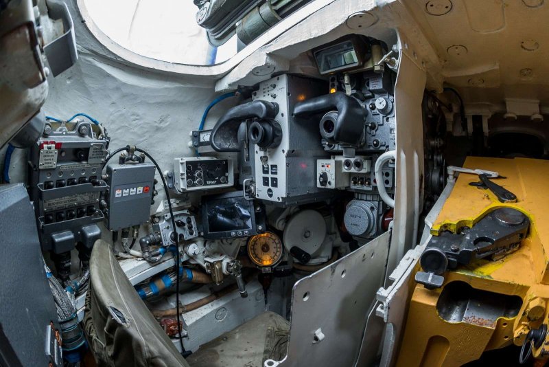 Место наводчика т-72