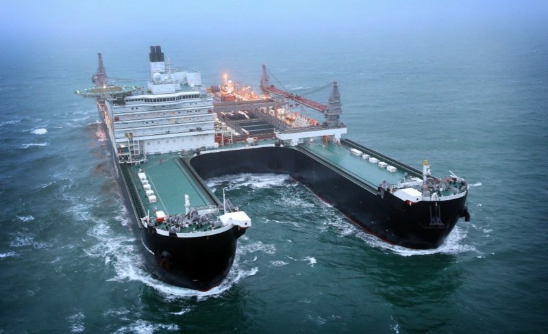 Allseas трубоукладчик Spirit