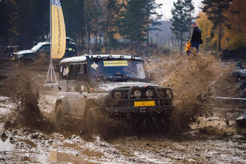 Автогонки по бездорожью