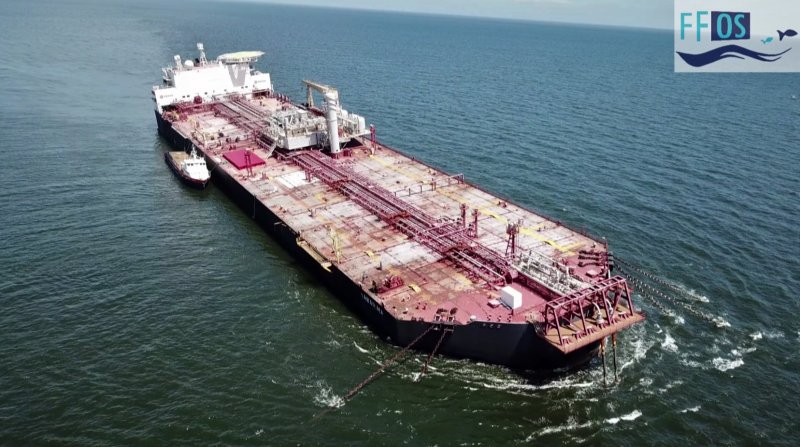 Нефтеналивной танкер 1000000 тонн