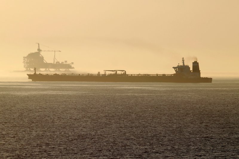 Front Altair танкер