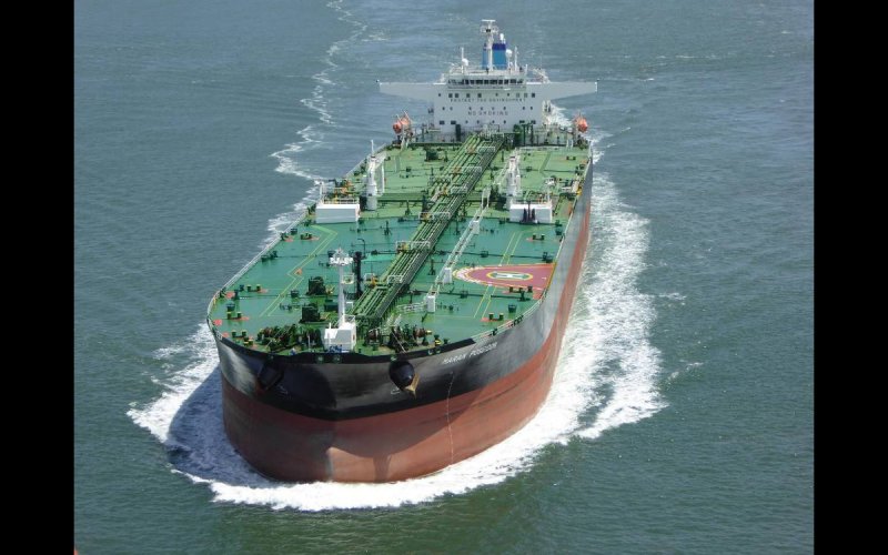 VLCC танкер шторм