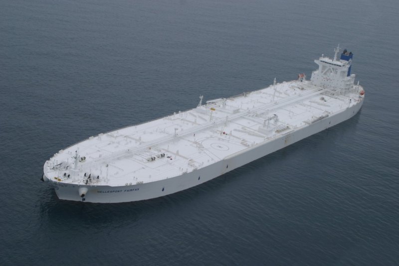 Hellespont Alhambra танкер