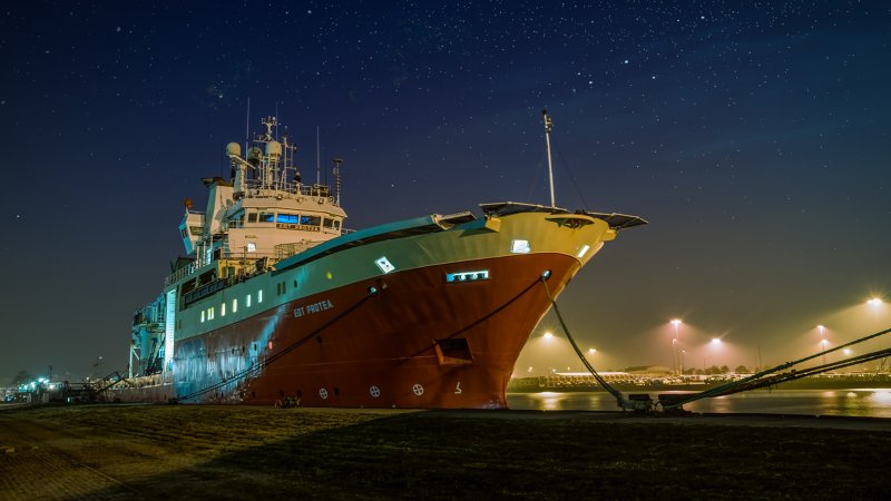 Красивое судно