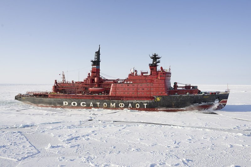 Ямал корабль ледокол