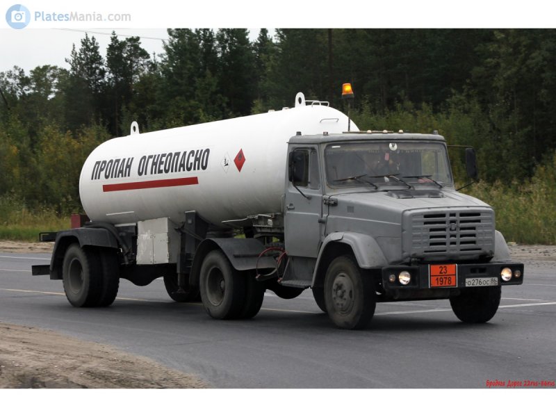 Седельный тягач ЗИЛ 442160 газовоз