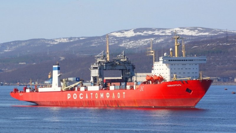 Лихтеровоз Северный морской путь
