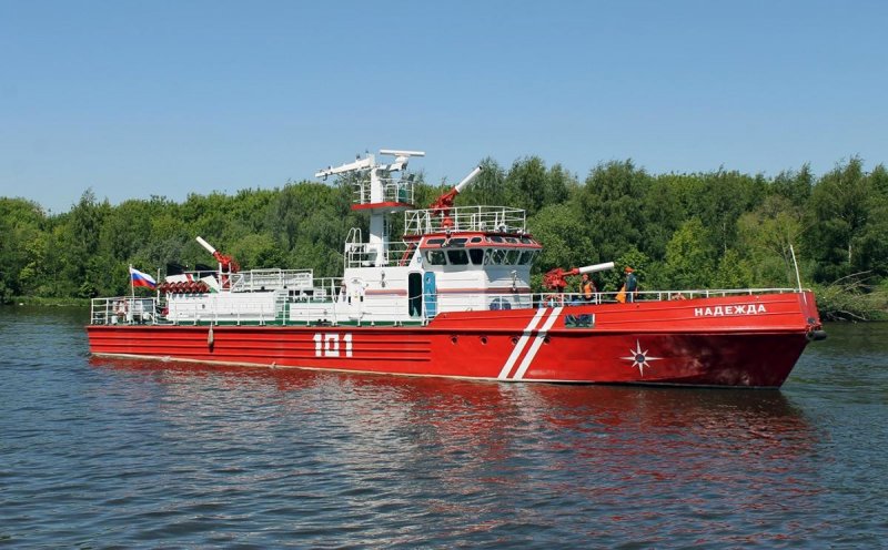 Вьюн 13 пожарный корабль
