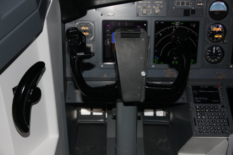 Штурвал 737