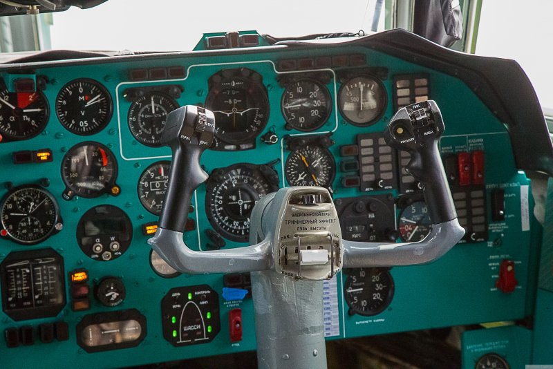 Ту-160м кабина