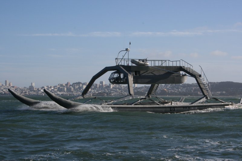 Судно Ramform Titan