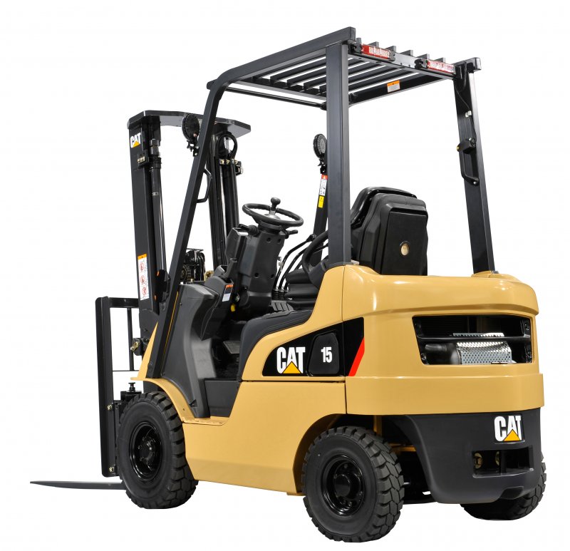 Погрузчик дизельный Caterpillar dp15nt
