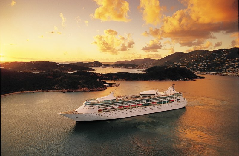 Rhapsody of the Seas лайнер