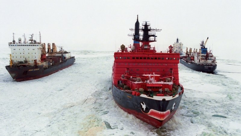 Спуск на воду атомного ледокола «Арктика»