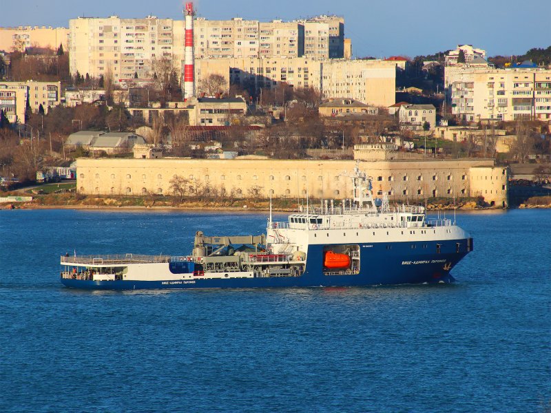 Морской танкер вице-Адмирал паромов