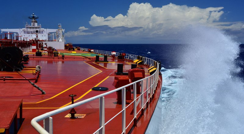 Oil Tanker Cargo Manifolds