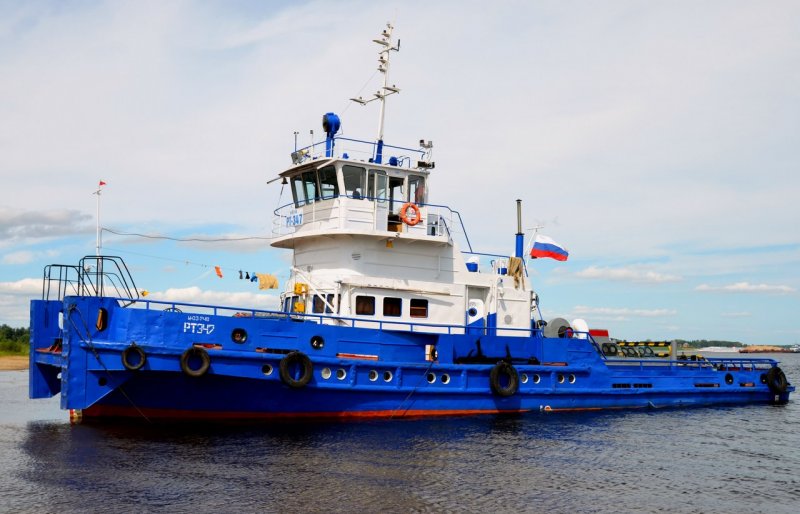 Буксир толкач-700