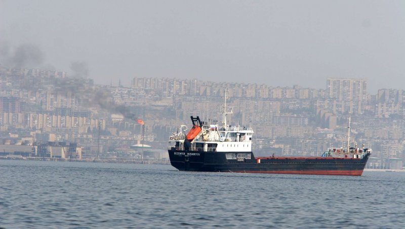 Танкер в Каспийском море