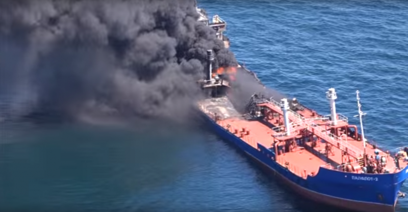 Танкер в Каспийском море