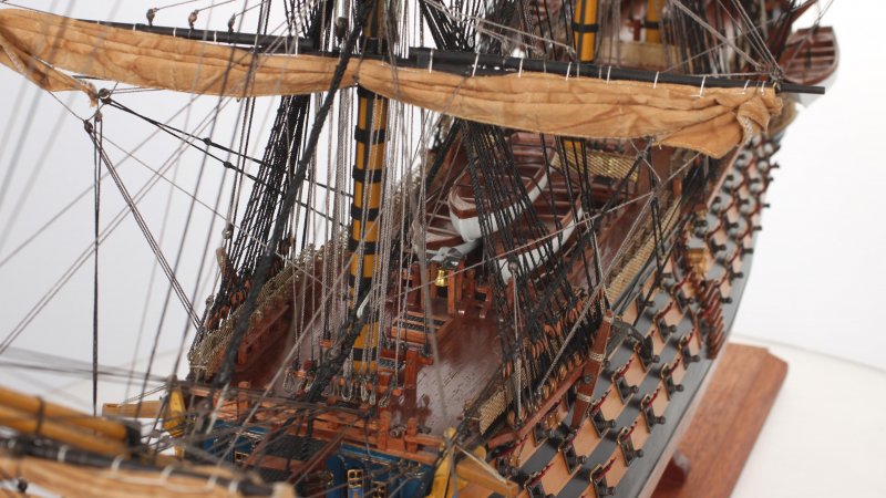HMS Victory от фирмы Mamoli