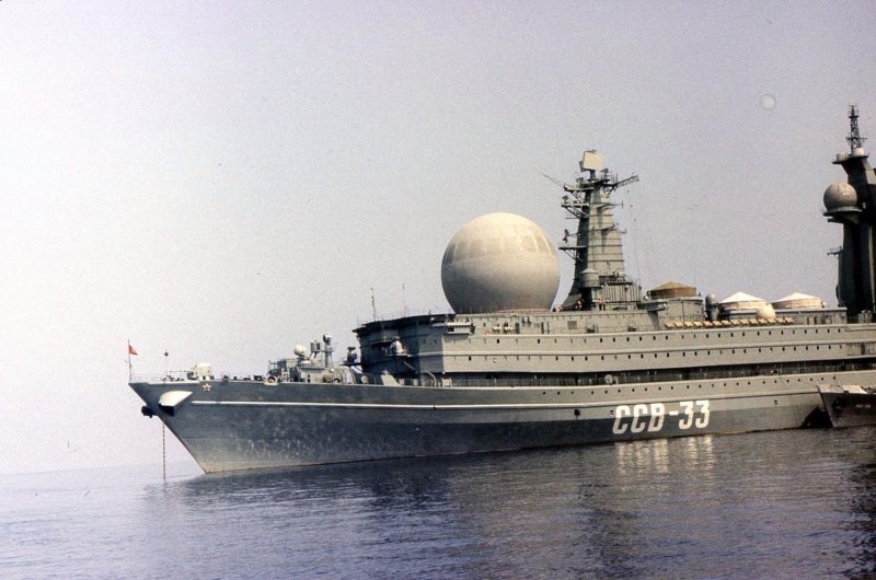 Разведывательный корабль ССВ-33 Урал