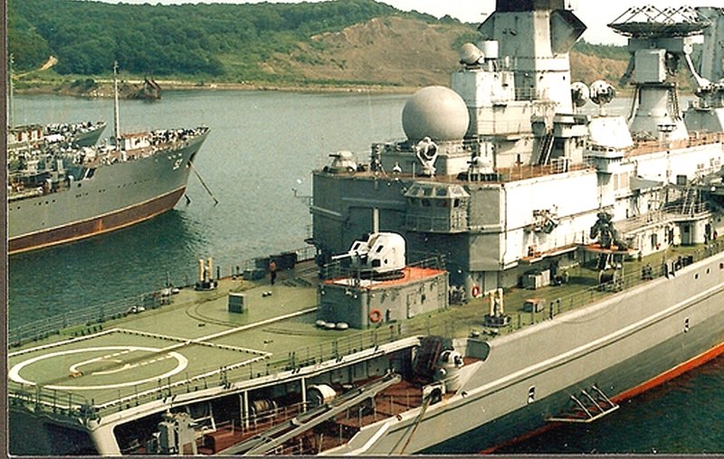 Большой атомный разведывательный корабль ССВ-33 Урал