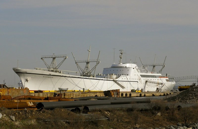 ССВ-33 Урал -атомный корабль радиоэлектронной разведки