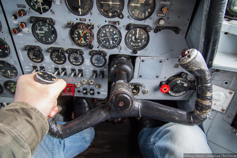 Tu 95 Cockpit
