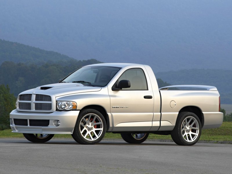 Dodge Ram 1500 srt-10