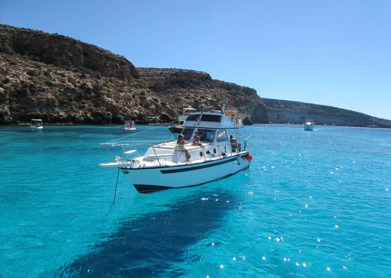 Лодка Mallorca Bermuda