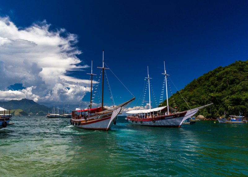 Море горы корабль