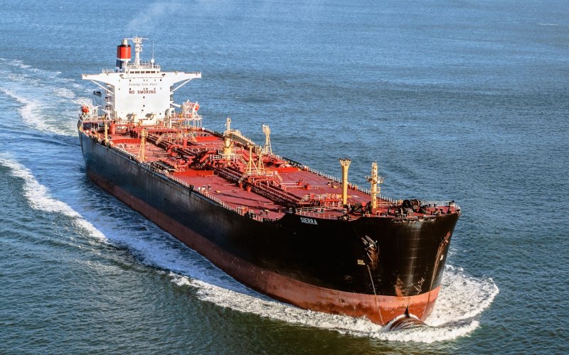 Погрузка нефти на танкер