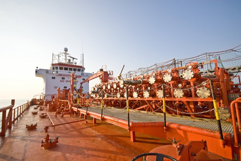 Перевалка нефтепродуктов STS
