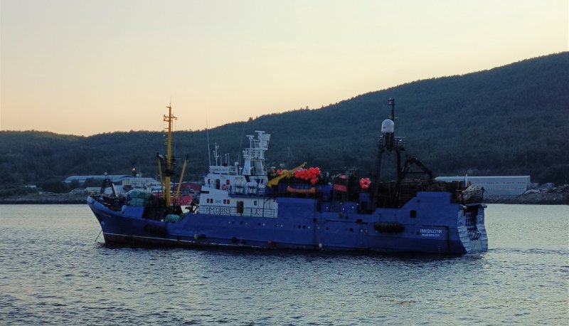 Морской транспорт танкер