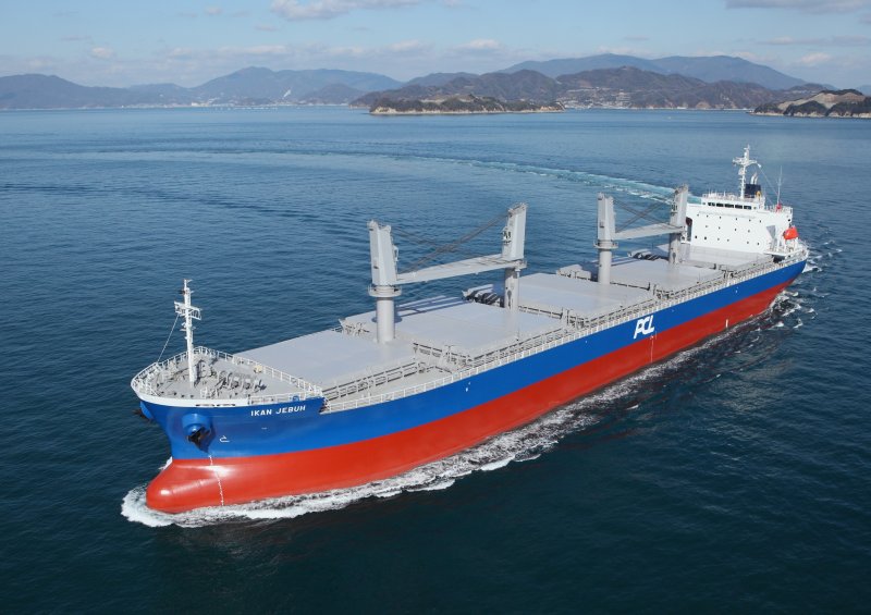 Oil танкер DWT 105 000